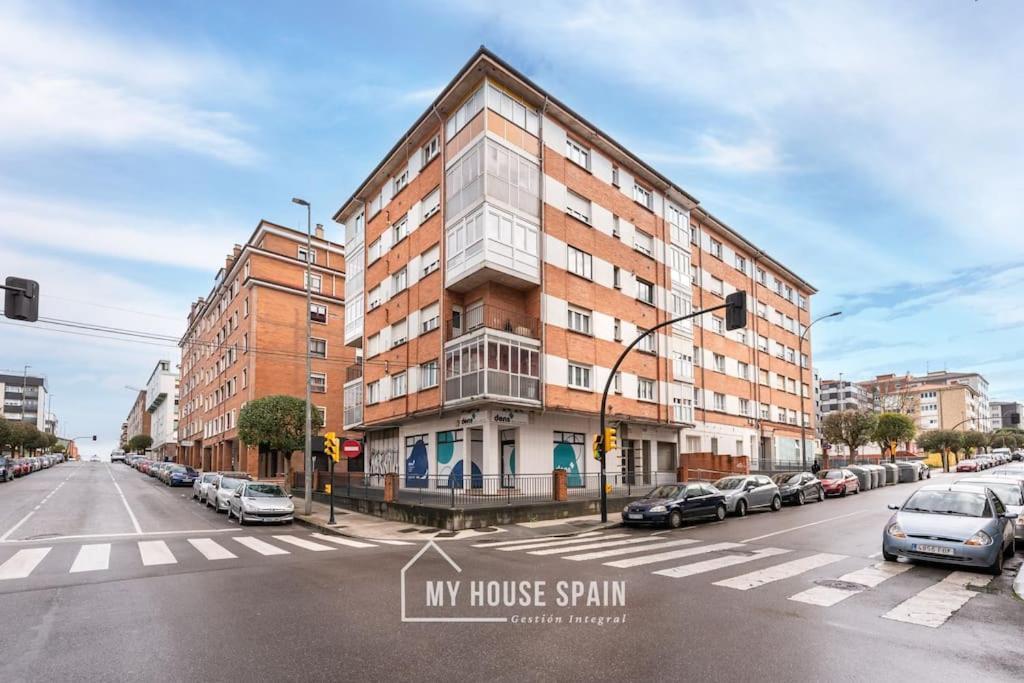 Apartment Myhousespain - Amplio Piso Cerca Del Centro *