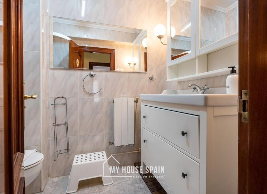 Myhousespain - Amplio Piso Cerca Del Centro Appartement *